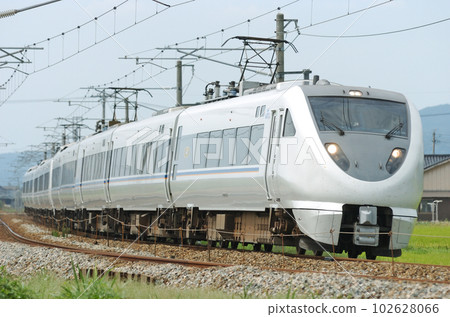 Hokuriku Main Line Nishi-Takaoka - Takaoka JR West 683 series S11+S21+S24 formation (Kanazawa) Shirasagi Hokuriku Main Line Nishi-Takaoka - Takaoka JR West 683 series S11+S21+S24 formation (Kanazawa) Shirasagi 102628066