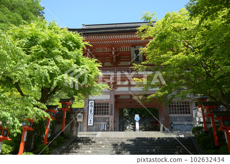 Kurama-dera Temple with fresh green Niomon Sakyo Ward, Kyoto City 102632434