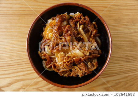 美味的卡爾比牛肉碗 美味的卡爾比牛肉碗 102641698