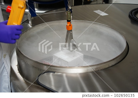 液態氮桶 液態氮桶 102650135