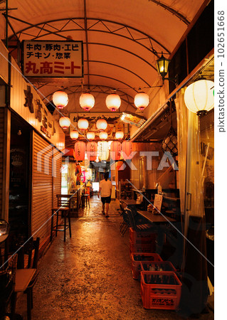 沖繩夜後巷 102651668