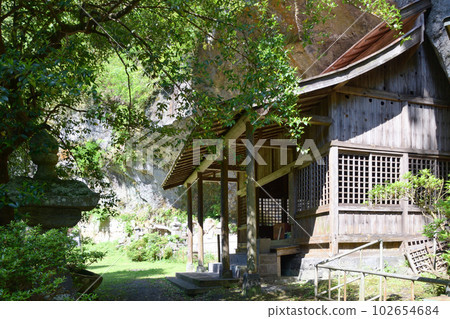 Inukai Ishi Buddha Inukai Ishi Buddha 102654684