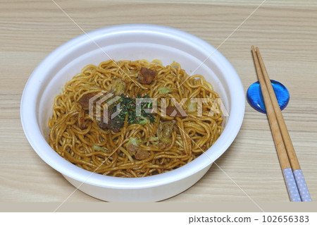 杯炒麵 102656383