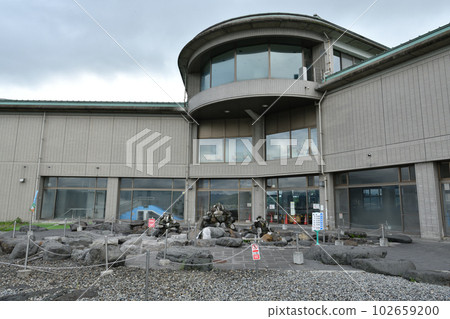 Suwa Lake Geyser Center 102659200
