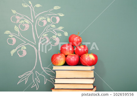 Tree of knowledge 102659556