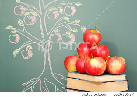 Tree of knowledge 102659557