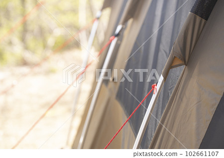 Camp tent string construction Camp tent string construction 102661107
