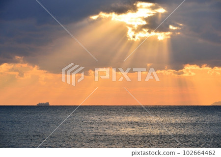 Sunset from Shirasaki Marine Park Sunset from Shirasaki Marine Park 102664462