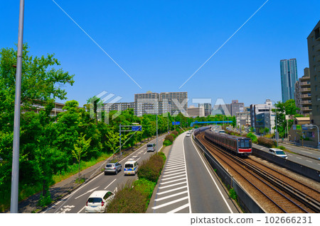[Osaka Prefecture] June: Take the Kita-Osaka Express to Osaka Monorail Senri-Chuo Station 102666231