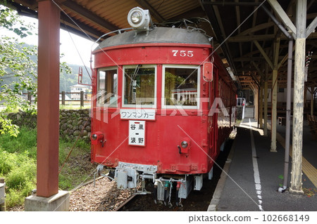 名鐵谷組線谷組站紅色列車遺跡 102668149