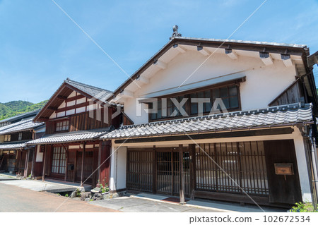 Old houses Old houses 102672534