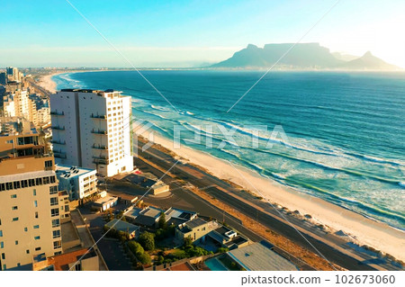 It is a beautiful landscape of Cape Town, a famous tourist attraction in South Africa. 102673060