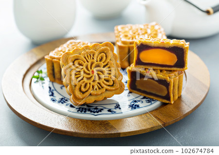 Traditional Chinese mooncakes Traditional Chinese mooncakes 102674784