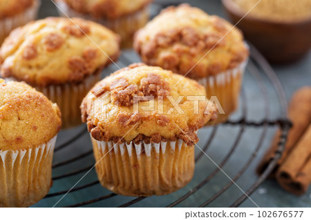 Banana muffins on cooling rack 102676577