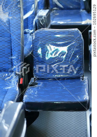 Microbus auxiliary seat image Microbus auxiliary seat image 102695129