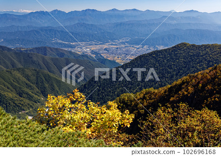 Central Alps, Southern Alps, Mt.Fuji and townscape of Inadani viewed from the main ridgeline traverse Central Alps, Southern Alps, Mt.Fuji and townscape of Inadani viewed from the main ridgeline traverse 102696168