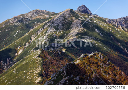 Mt.Hino-Odake of the Central Alps, Mt. Hoken and Mt. Kisokomagatake 102700356