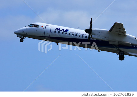 Osaka International Airport Passenger plane Bombardier takeoff Inagawa embankment 102701929