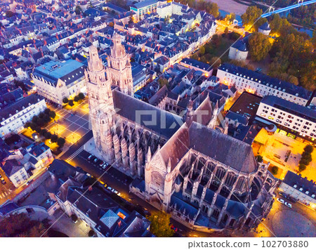Night view of Cathedral Saint-Gatien in Tours Night view of Cathedral Saint-Gatien in Tours 102703880