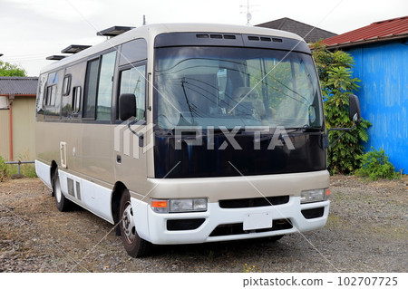 微型客車圖片 102707725