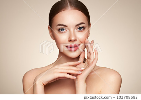Portrait beautiful young woman with clean fresh skin 102709682