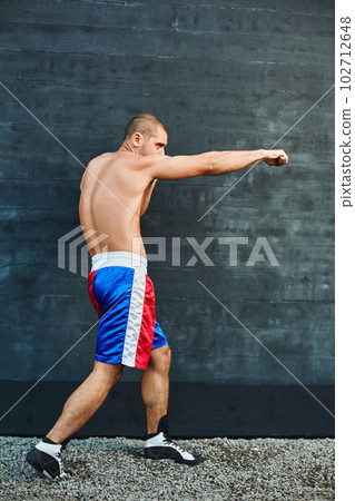 Boxer shorts trains outside Boxer shorts trains outside 102712648