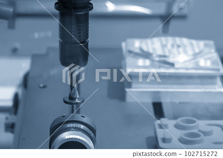 The tool length measurement for CNC milling cutter in the light blue scene. The tool length measurement for CNC milling cutter in the light blue scene. 102715272