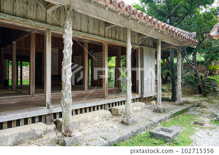 沖繩鄉土村地藤四郎家（沖繩縣本部町） 102715356