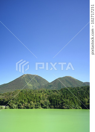 秋天的浮風池 102717251