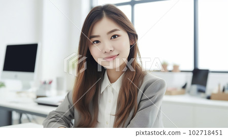 在辦公室工作的亞洲女商人（生成 AI） 102718451