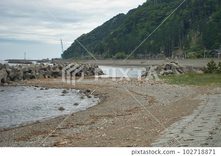 富山縣朝日町泊區海岸景觀 102718871