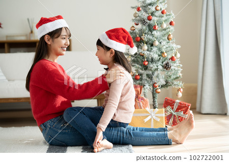 Christmas parent and child Christmas parent and child 102722001