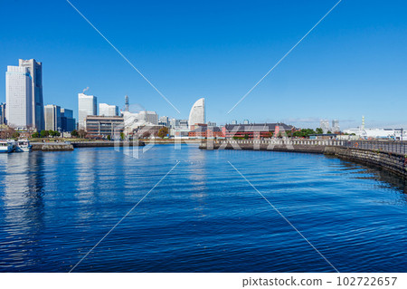 [神奈川縣城市景觀] 從橫濱藏之花公園看到的港米拉城市景觀 102722657