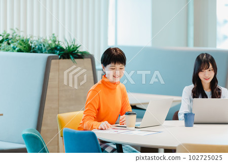 Office casual working people 102725025