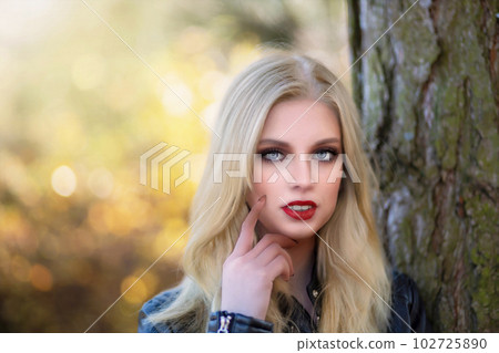 Portrait of sexy long hair girl with red lips Portrait of sexy long hair girl with red lips 102725890