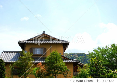 House House 102742388