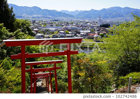 Fuefuki Inari Shrine（Shodeiso Otakeyama Shrine Precincts Shrine）山梨縣山梨市 102742486