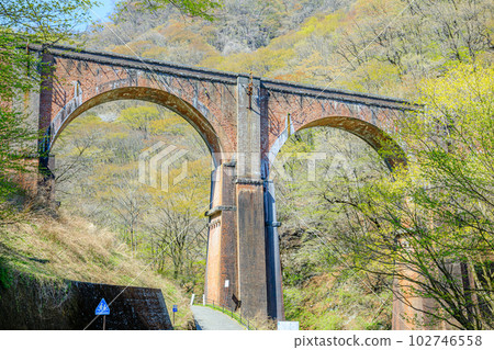 Usui 3rd Bridge in Spring, Megane Bridge, Annaka City, Gunma Prefecture Usui 3rd Bridge in Spring, Megane Bridge, Annaka City, Gunma Prefecture 102746558