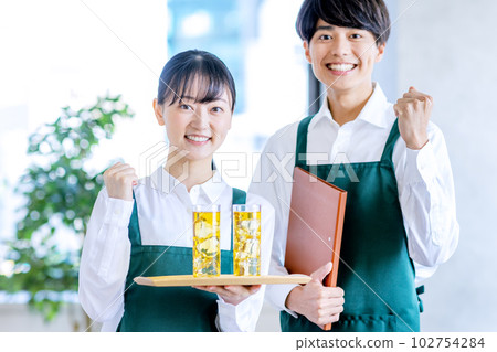 咖啡館兼職男女 102754284