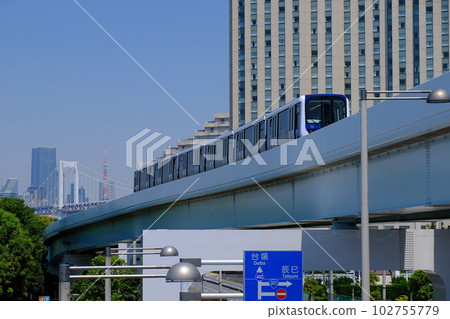 New Transit Yurikamome in Odaiba New Transit Yurikamome in Odaiba 102755779