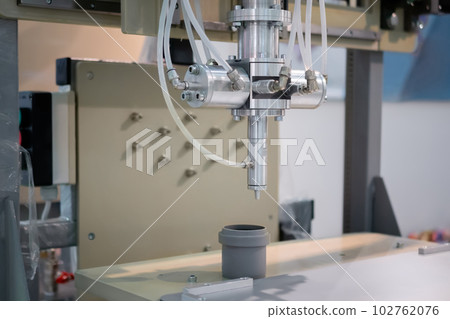 Foam gasket machine for applying sealing material at factory Foam gasket machine for applying sealing material at factory 102762076