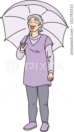 打傘微笑的老婦人_奶奶_顏色_全身 打傘微笑的老婦人_奶奶_顏色_全身 102763333