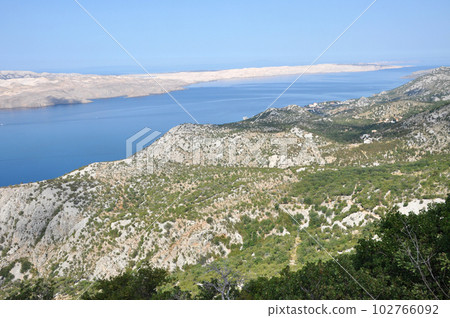 Limestone island in Croatia Limestone island in Croatia 102766092