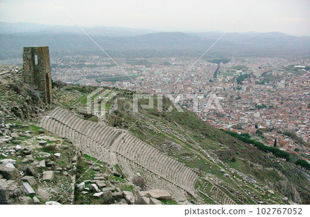 Turkish open-air theater ruins in Bergama 102767052