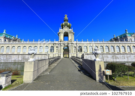 [Saga Prefecture] Arita Porcelain Park in sunny weather 102767910