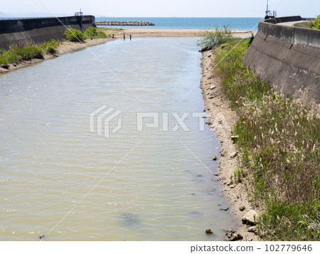 The mouth of the Seto River (Akashi City, Hyogo Prefecture) and the Seto Inland Sea (Harimanada). The mouth of the Seto River (Akashi City, Hyogo Prefecture) and the Seto Inland Sea (Harimanada). 102779646