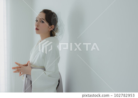 褲裙畢業典禮白 102782953