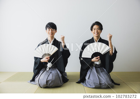 Crested Hakama 102783272