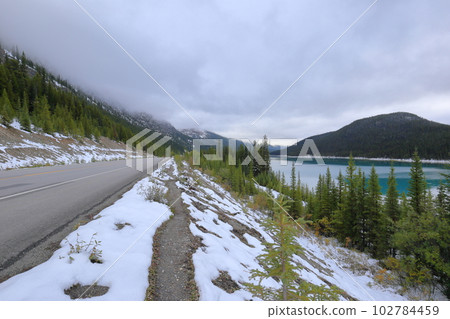 Beautiful nature and scenery of Jasper National Park, a tourist destination in Canada Beautiful nature and scenery of Jasper National Park, a tourist destination in Canada 102784459