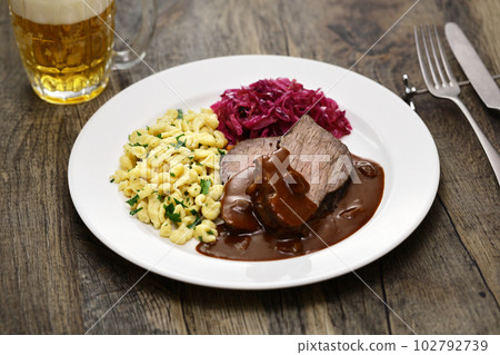 sauerbraten 102792739